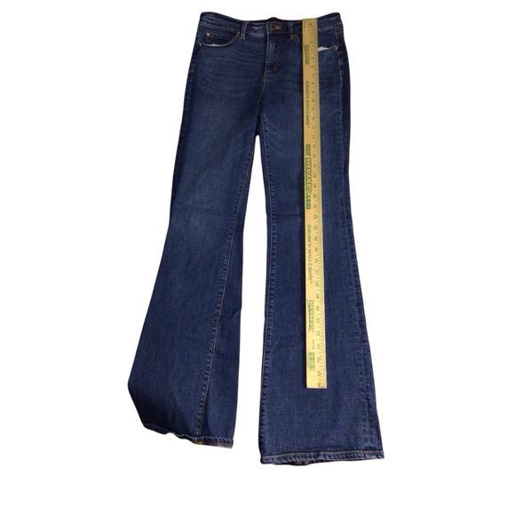 Ann Taylor Womens Jeans Size 6 The Boot Mid Rise - Picture 6 of 9